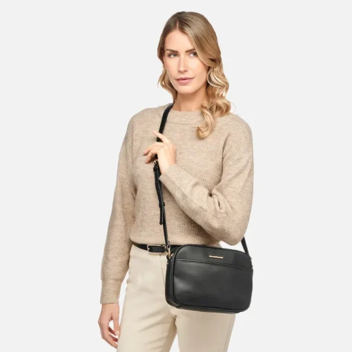 CELESTYE DONNA