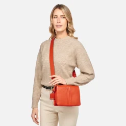 CLARISSY DONNA