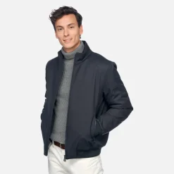 VINCIT UOMO